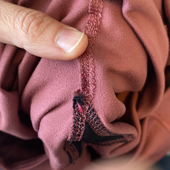 Marika 22” Crushed Berry Adele capris - Picture 5 of 9